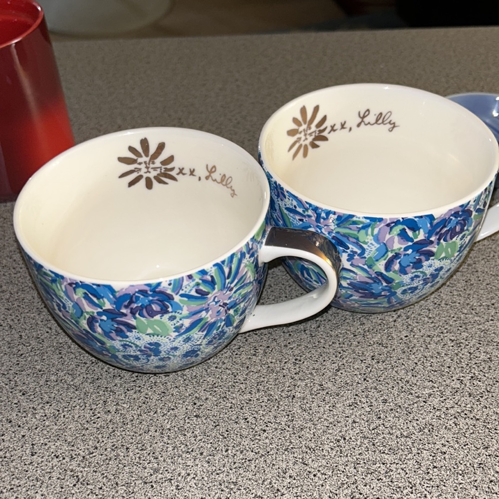 Lilly Pulitzer ceramic mugs. Set of two.  12oz size - Picture 8 of 15